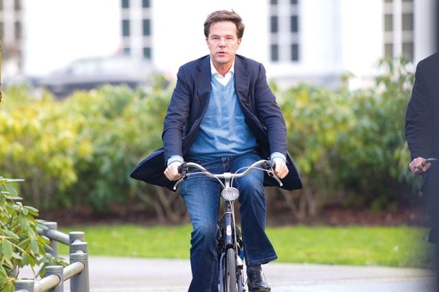 33d0b227344a4c451061428bbbe3a475-1413639556