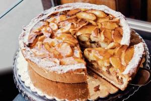 Allerhande het beste recept appeltaart bakkerij Holtkamp Vijzelgracht 15 1017 HM Amsterdam Bakker Nico met vrouw Angela Holtkamp